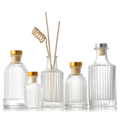 Benutzerdefinierte leere 50 ml 100 ml 150 ml 200 ml runde Glas-Aromatherapie-Flasche, schwarze Reed-Diffusor-Glasflasche, Parfüm-Diffusionsflasche